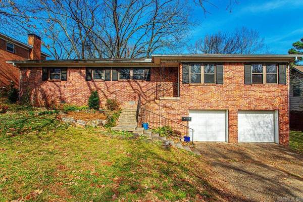 9720 Treasure Hill Road, Little Rock, AR 72205