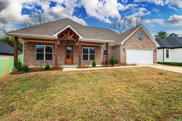 110 Harmony Village Drive, Benton, AR 72015