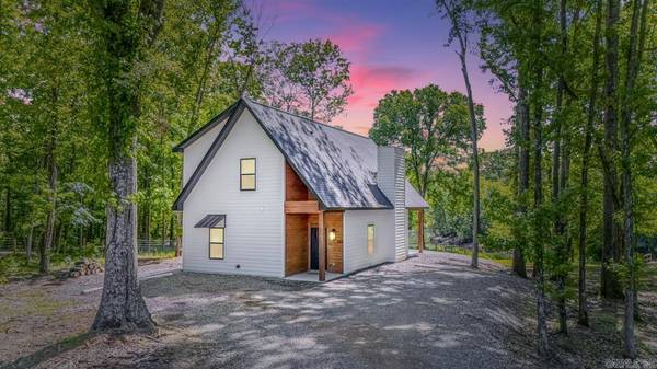 193 Sunshine Ln, Pangburn, AR 72121