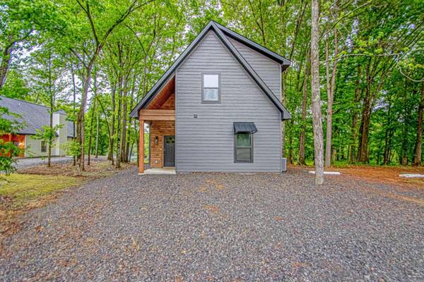 197 Sunshine Ln, Pangburn, AR 72121