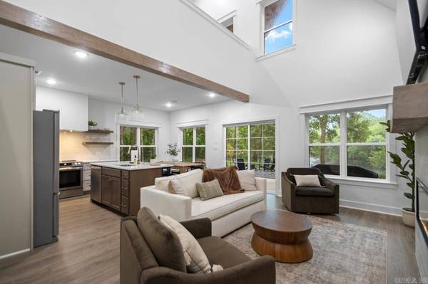 193 Sunshine Ln, Pangburn, AR 72121