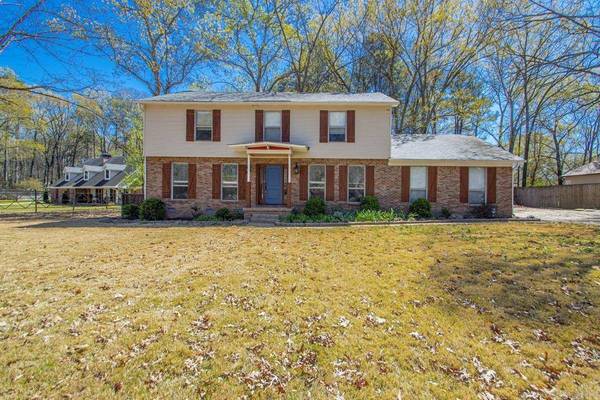 4 Barber Cove, Maumelle, AR 72113