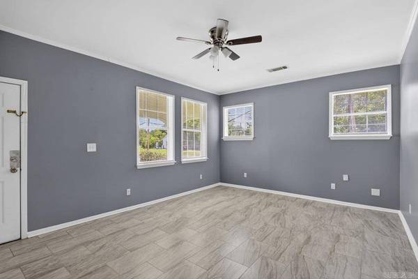 1024 E 16th Street, North Little Rock, AR 72114