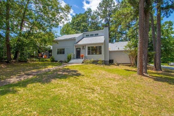 1 Page Cove, Maumelle, AR 72113