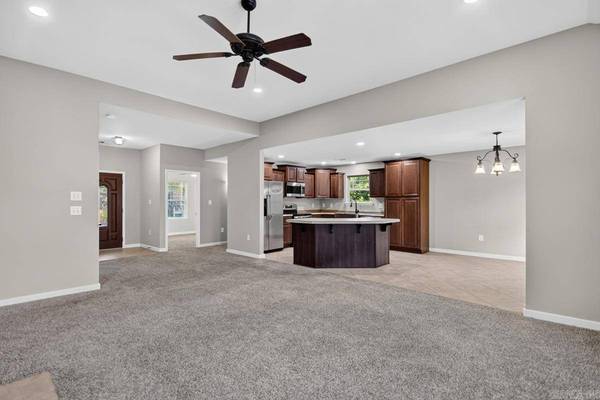 102 Prospect Trail, North Little Rock, AR 72118