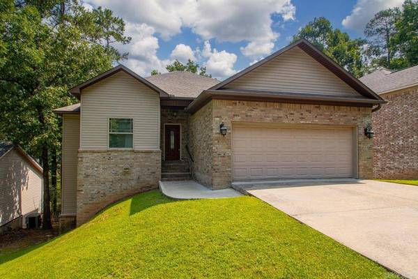 102 Prospect Trail, North Little Rock, AR 72118