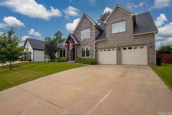 7725 S Shoreline Boulevard, Benton, AR 72019