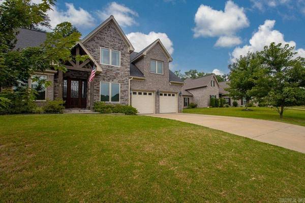 7725 S Shoreline Boulevard, Benton, AR 72019
