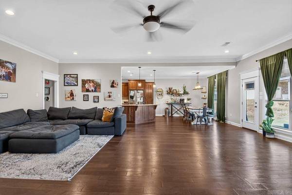 19 Winterberry Drive, Greenbrier, AR 72058