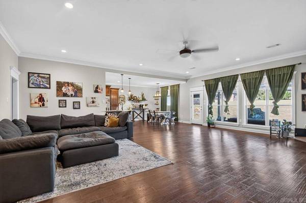 19 Winterberry Drive, Greenbrier, AR 72058