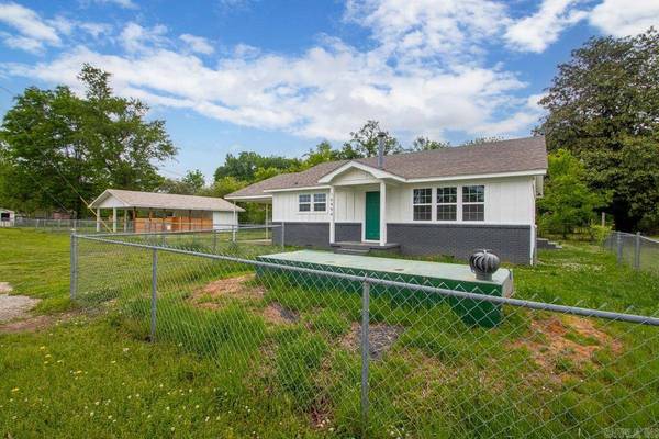 16494 12th, Paron, AR 72122
