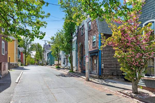 31 Williams Street, Salem, MA 01970