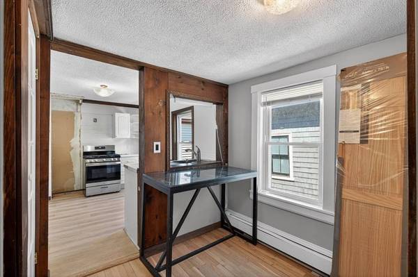 31 Williams Street, Salem, MA 01970