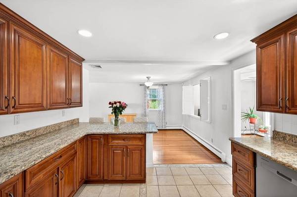 16 Stockdale Road, Needham, MA 02492