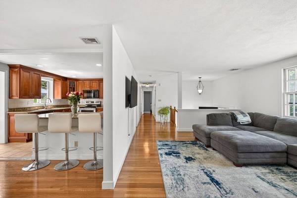 16 Stockdale Road, Needham, MA 02492