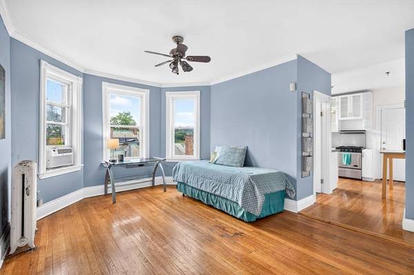 70 Strathmore Road #10B