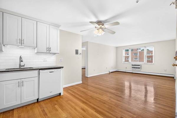 190 Mount Auburn Street #2-2, Watertown, MA 02472