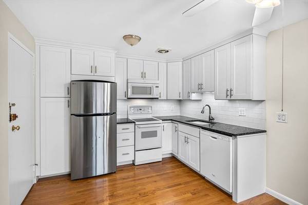 190 Mount Auburn Street #2-2, Watertown, MA 02472