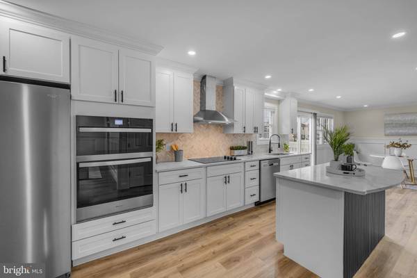 54 VALLEY FORGE RD, New Castle, DE 19720