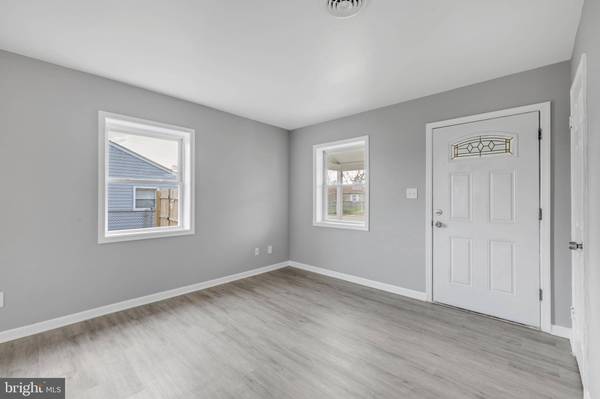 8 ARBOR AVE, New Castle, DE 19720