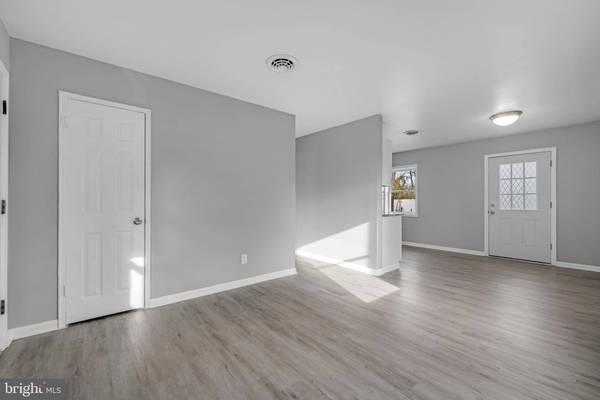 8 ARBOR AVE, New Castle, DE 19720