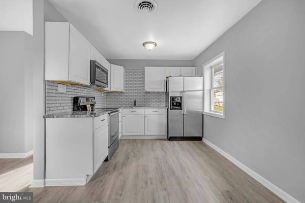 8 ARBOR AVE, New Castle, DE 19720