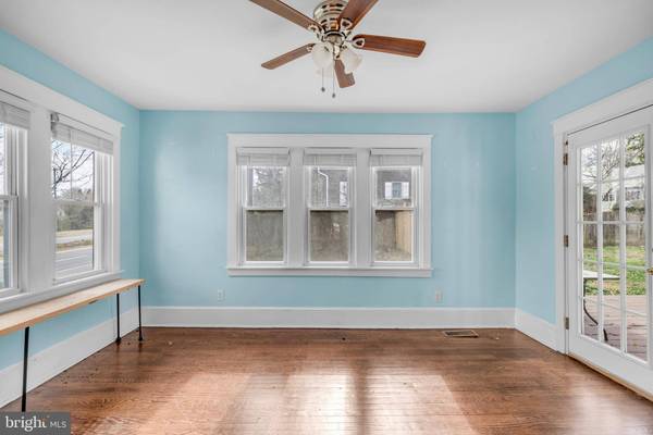 2405 FERRIS RD, Wilmington, DE 19805