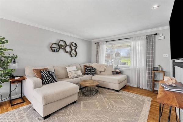 19 Highbury, Cheswick, PA 15024