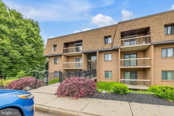 5414 VALLEY GREEN DR #D4, Wilmington, DE 19808