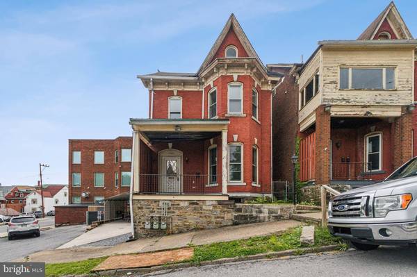 1305 14TH AVE, Altoona, PA 16601