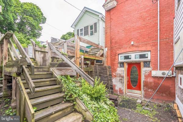 1307 14TH AVE, Altoona, PA 16601