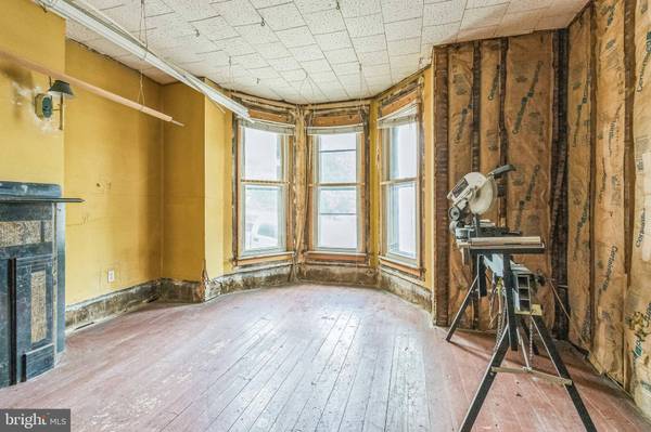 1305 14TH AVE, Altoona, PA 16601