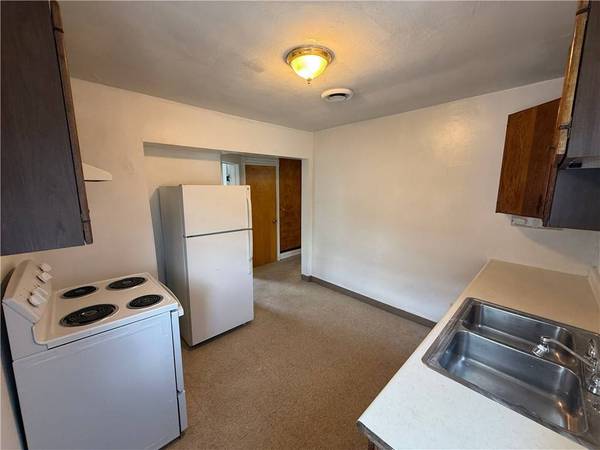 403 Ohio Ave, Glassport, PA 15045