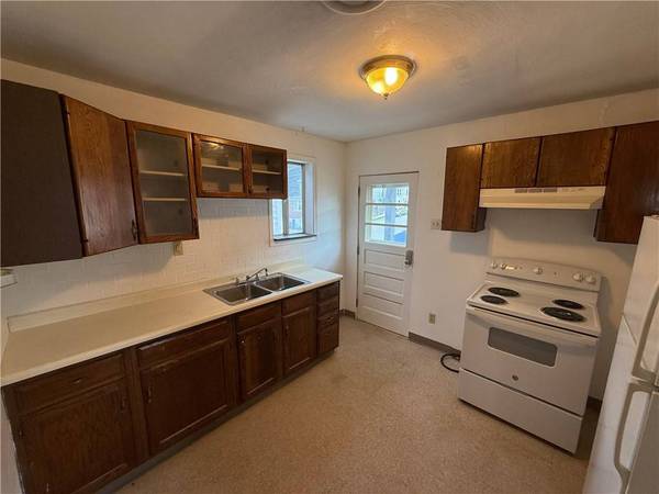 403 Ohio Ave, Glassport, PA 15045