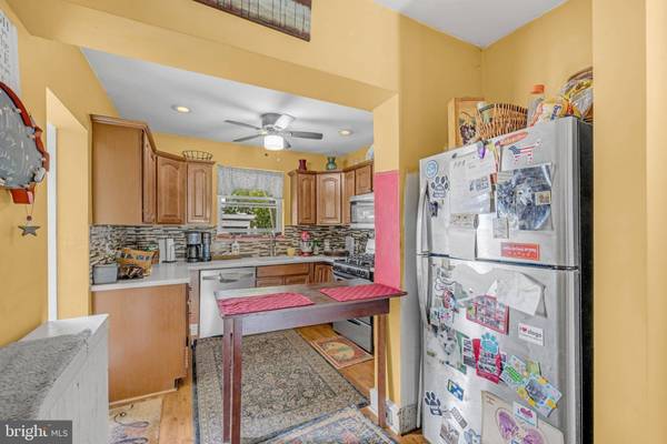 11 BEVERLY PL, Wilmington, DE 19809