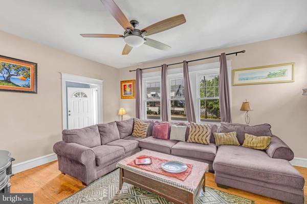 11 BEVERLY PL, Wilmington, DE 19809