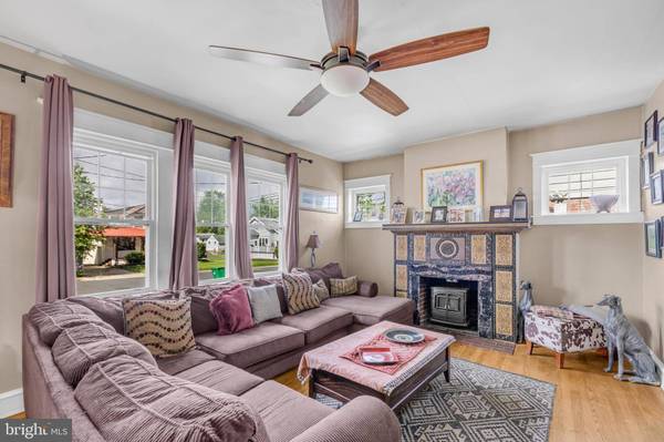 11 BEVERLY PL, Wilmington, DE 19809