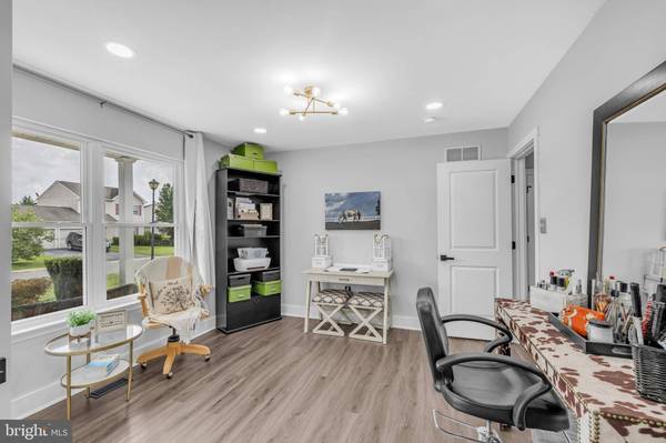 42 BRIAN DR, Smyrna, DE 19977