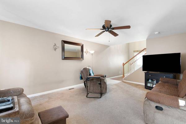 718 NEWPORT GAP PIKE, Wilmington, DE 19804