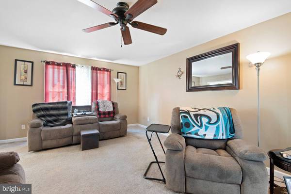 718 NEWPORT GAP PIKE, Wilmington, DE 19804