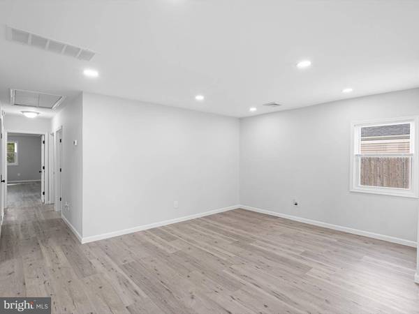 714 WOODTOP RD, Wilmington, DE 19804