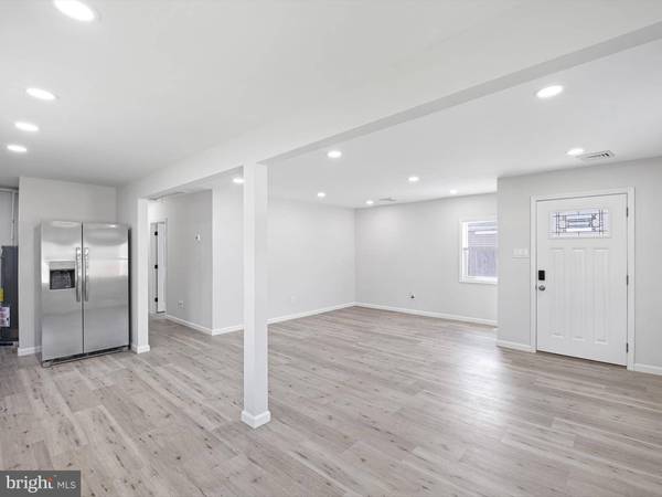 714 WOODTOP RD, Wilmington, DE 19804