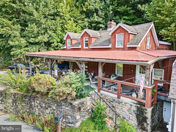 2913 CREEK RD, Yorklyn, DE 19736