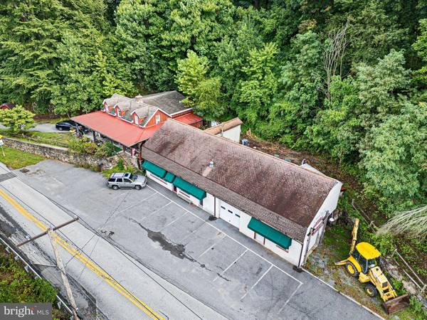 2913 CREEK RD, Yorklyn, DE 19736