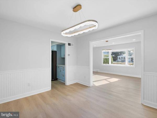 6 ALDEE LN, Wilmington, DE 19809