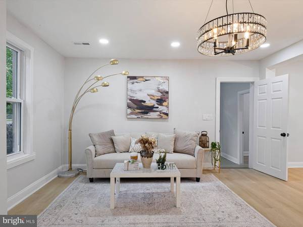 902 PHILADELPHIA PIKE, Wilmington, DE 19809