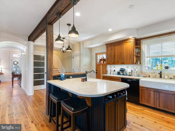 473 POLLY DRUMMOND HILL RD, Newark, DE 19711