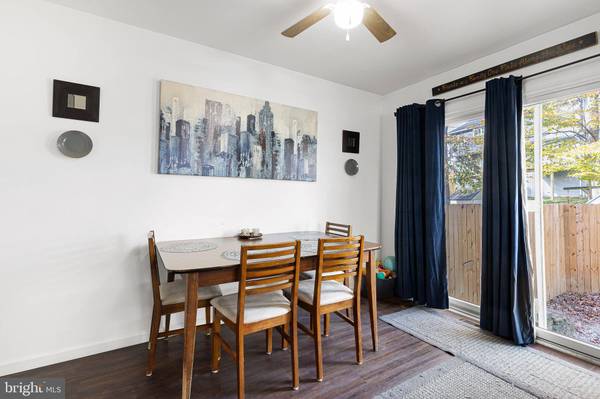 156 E VILLAGE RD, Elkton, MD 21921