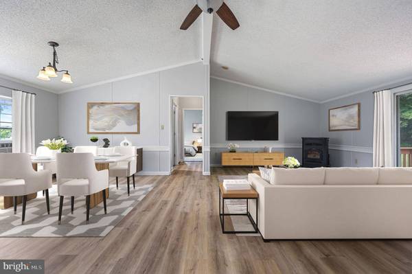 112 E HOLLY DR, Lincoln, DE 19960