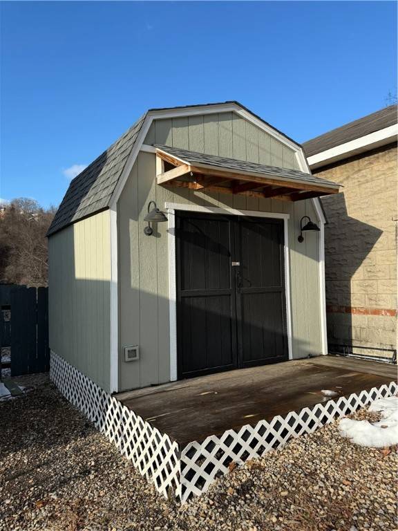 109 E 10th Ave, Tarentum, PA 15084